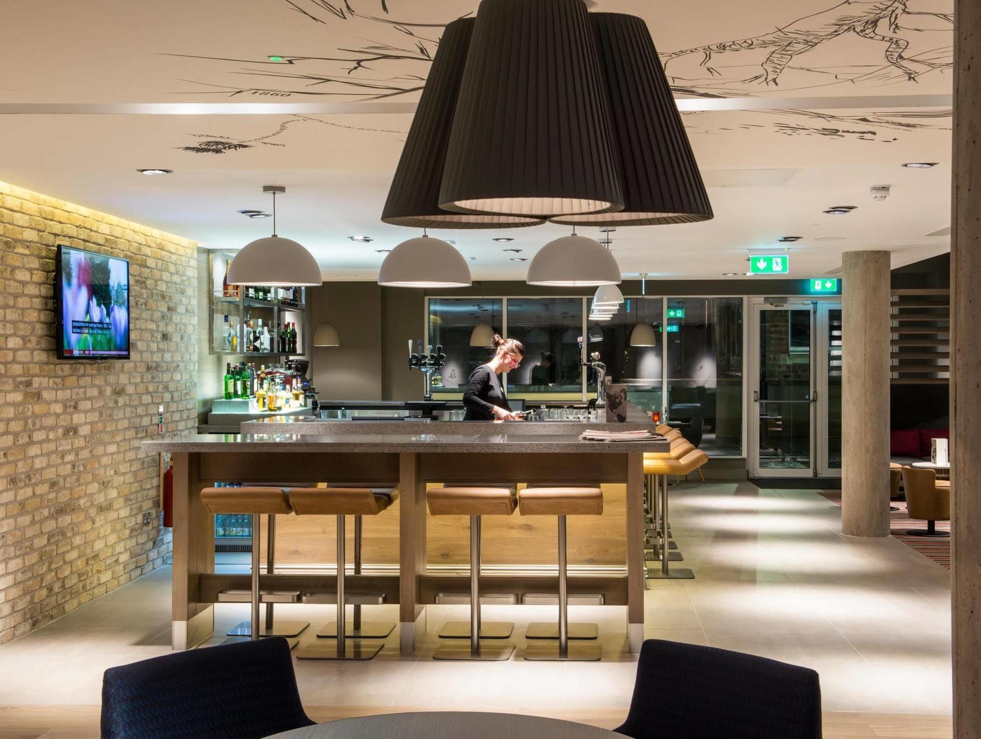 Ibis Edinburgh Centre South Bridge - Royal Mile Hotel Exterior photo