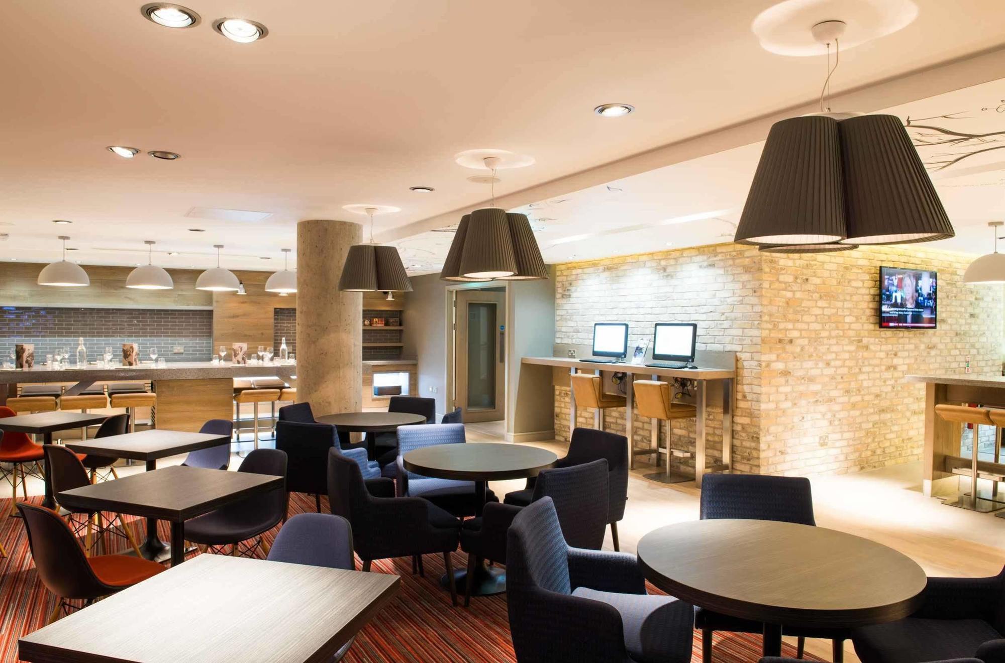 Ibis Edinburgh Centre South Bridge - Royal Mile Hotel Exterior photo